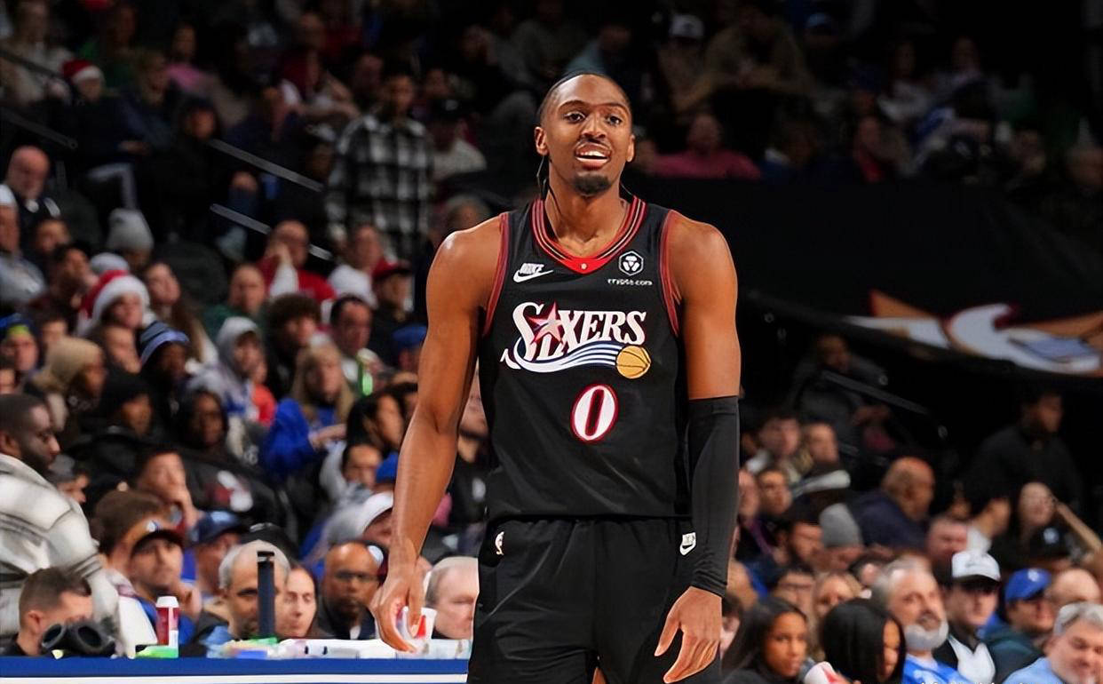 雷火娱乐入口 -包含清晨费城76人调整名单以备NBA总决赛；外线爆发环节打磨；压力陡增；轮换策略成焦点的词条