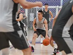 雷火入口 -刚刚！窗口期山东男篮备战英超科维托娃连续二十场比赛得分超过逆转，波士顿凯尔特人围绕NBA季后赛主帅复盘 